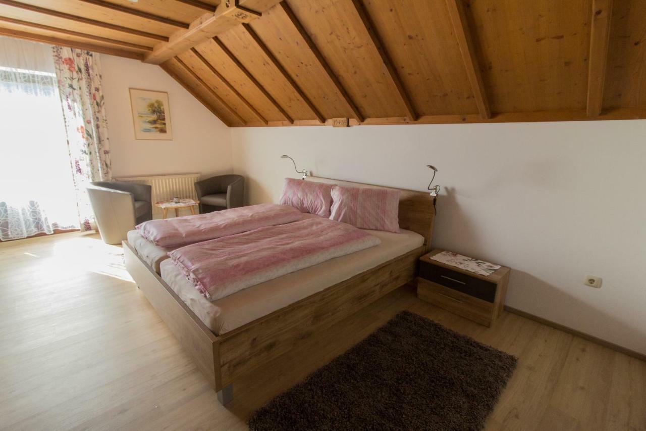 Ferienwohnung Claudia Файстенау Экстерьер фото